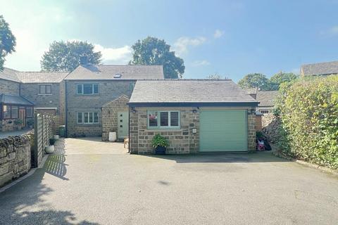 4 bedroom detached house for sale, Back Lane, New Farnley, LS12 5HN