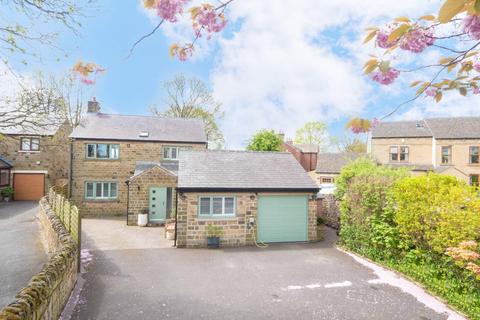 1b Back Lane, New Farnley, Leeds, LS12 5HN