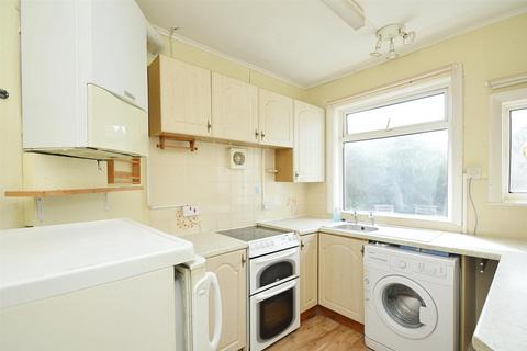 3 bedroom detached bungalow for sale, IN NEED OF RENOVATION * SHANKLIN