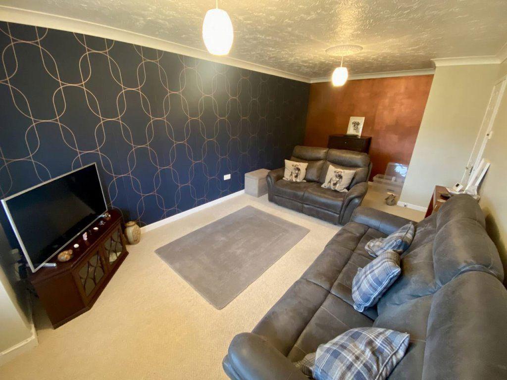 Exchange Road, Newton Flotman 2 bed bungalow to rent £995 pcm (£230 pw)