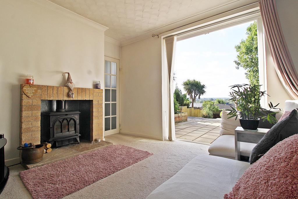 Sitting/Dining Room