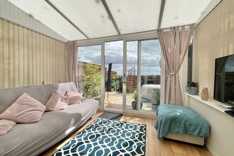 27 Barley Farm Road, Exeter, EX4 1NN