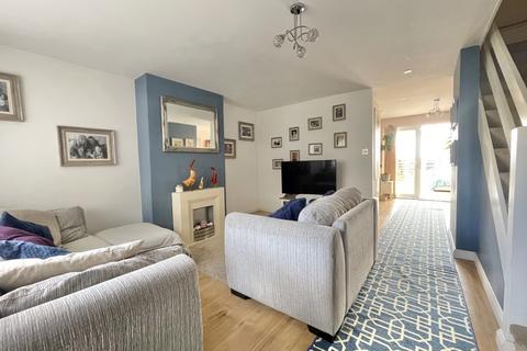 27 Barley Farm Road, Exeter, EX4 1NN