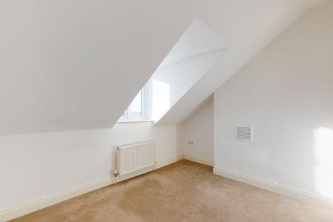 1 bedroom flat to rent, Birchanger Road, London SE25