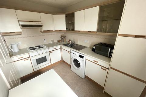 2 bedroom flat for sale, Marlborough Road, Old Town, Swindon