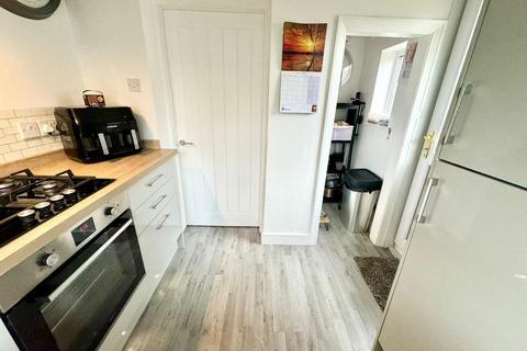 25 Ambleside Grove, Middlesbrough, TS5 7DQ