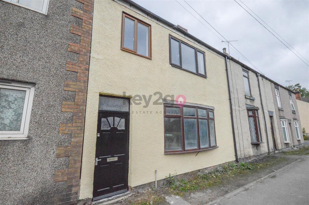 Sheffield Road, Killamarsh... 3 bed terraced house to rent £800 pcm