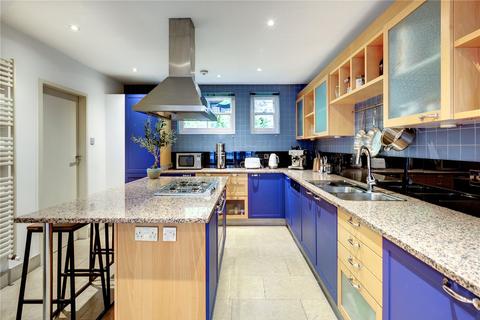 18 Yeomans Row, London, SW3 2AH