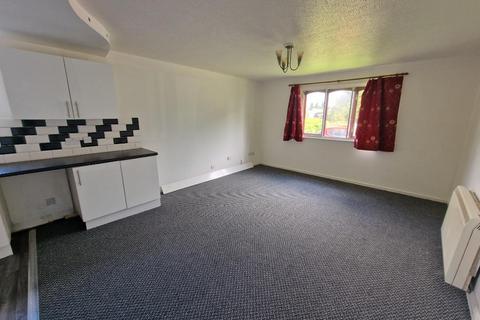 2 bedroom flat to rent, Goldthorn Court, Parkfield Road, Wolverhampton WV4