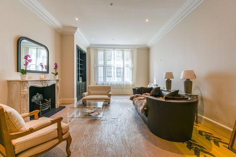 2 bedroom flat to rent, Ennismore Gardens, Knightsbridge, London, SW7