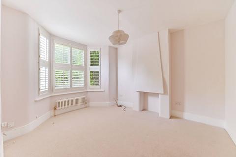 1 bedroom flat to rent, Danbrook Road, Streatham Common, London, SW16