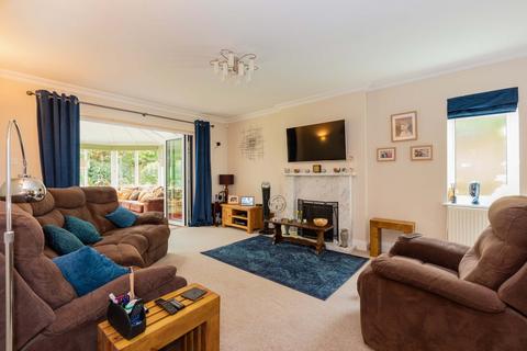 4 bedroom detached house for sale, Sandisplatt Road, Maidenhead SL6