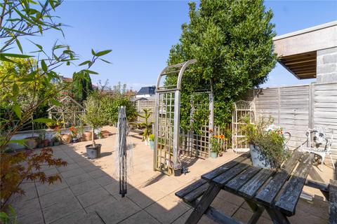 17 Swiss Drive, Bristol, BS3 2RS