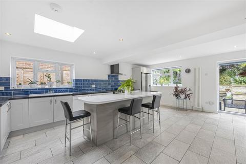 16 Coppice Road, Woodley, Reading, RG5 3QX