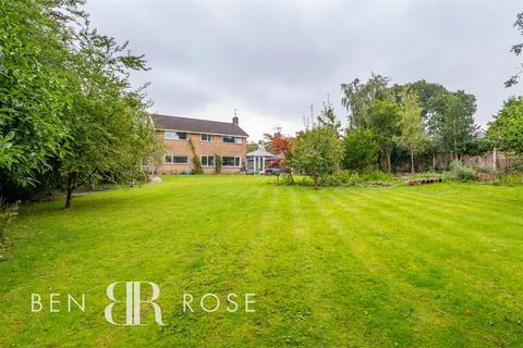 4 bedroom detached house for sale, Shaw Hill, Whittle-Le-Woods, Chorley