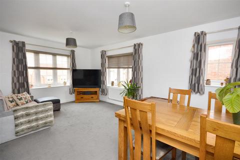 1 bedroom maisonette for sale, Honeysuckle Lane, Stone Cross, Pevensey