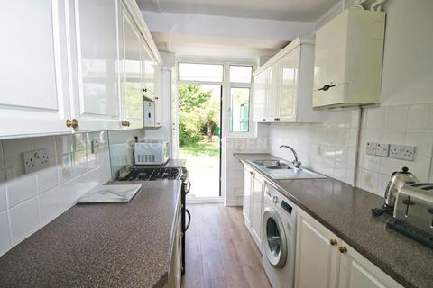 3 bedroom semi-detached house to rent, Kenley Road, Kingston Upon Thames