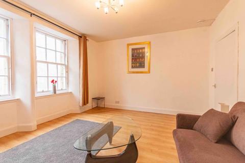 1 bedroom flat to rent, 3107L – Canongate, Edinburgh, EH8 8DQ