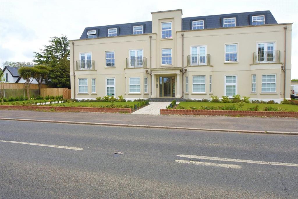 Slough Road, Datchet, Slough... 2 bed property to rent £1,550 pcm (£
