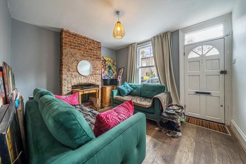 2 bedroom terraced house for sale, Longfield Street, London SW18