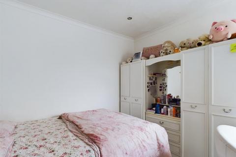 53 Frederick Road, Rainham, RM13 8NR