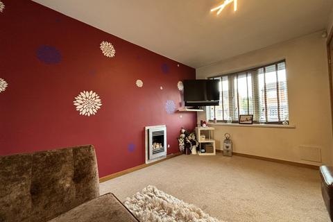 2 bedroom semi-detached house for sale, The Poppins, Leicester