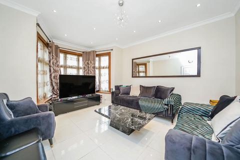 5 bedroom terraced house for sale, Vaughan Gardens, Ilford IG1