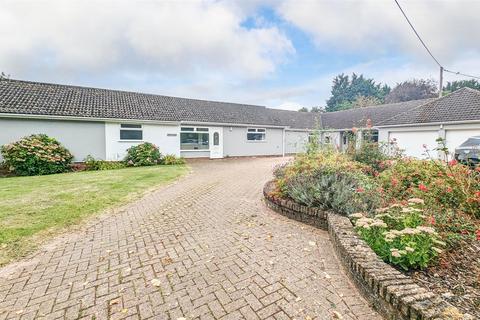 5 bedroom detached bungalow for sale, Malting End, Wickhambrook CB8