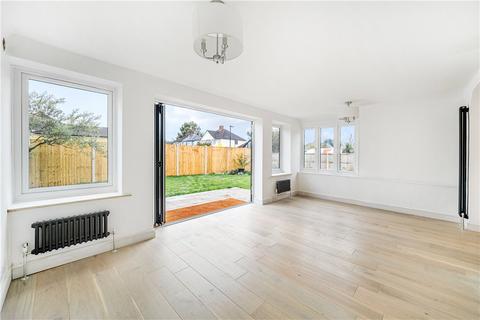 3 bedroom bungalow for sale, Lyndhurst Avenue, Twickenham, TW2