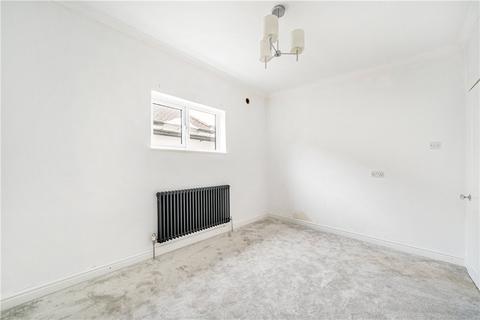 199 Lyndhurst Avenue, Twickenham, TW2 6BN