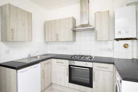 1 bedroom terraced house to rent, Victoria Way, London, SE7