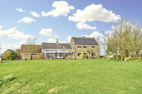 4 bedroom farm house for sale, Grindon, Leek, Staffordshire.  PEAK DISTRICT