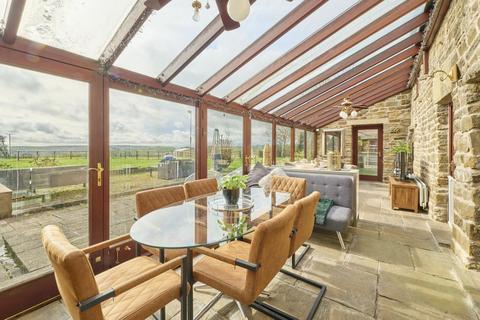 4 bedroom farm house for sale, Grindon, Leek, Staffordshire.  PEAK DISTRICT