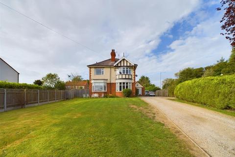 4 bedroom detached house for sale, Easton Heights, Bridlington