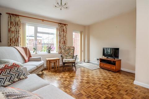 3 bedroom terraced house for sale, Kings Road, Horsham