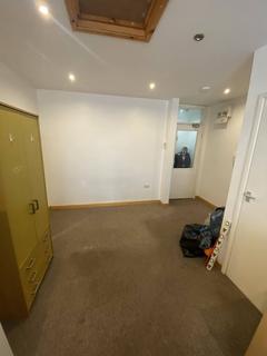 Studio to rent, New Street, Paignton TQ3