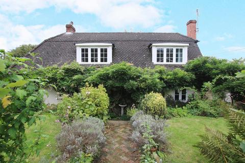 Mistletoe Cottage Brook Lane, Woodgreen, Fordingbridge, SP6 2AZ
