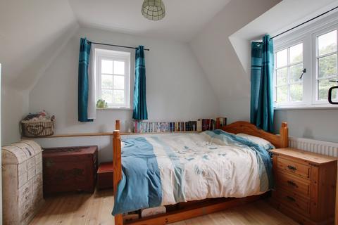 Mistletoe Cottage Brook Lane, Woodgreen, Fordingbridge, SP6 2AZ