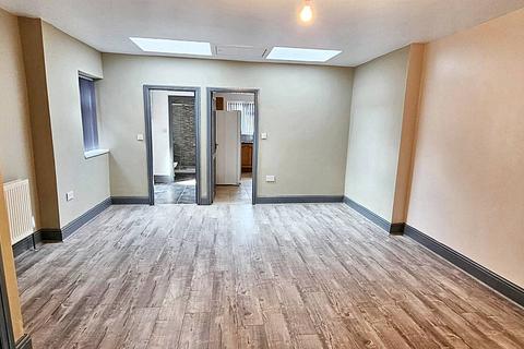 2 Fast Pits Road, Birmingham, B25 8NY