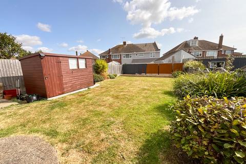48 Cherry Tree Avenue, Clacton-on-sea, CO15 1AR