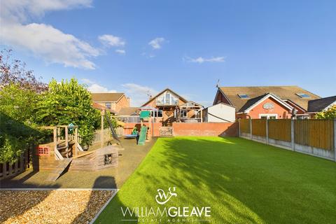 3 bedroom bungalow for sale, Little Mountain Road, Flintshire CH7