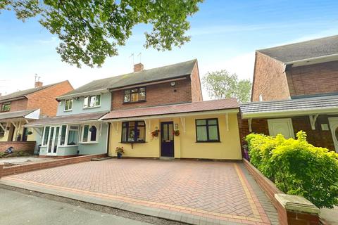 2 bedroom semi-detached house for sale, Kitchen Lane, Wolverhampton WV11