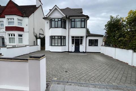 4 bedroom detached house for sale, Whitmore Road, Beckenham