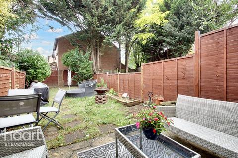 2 bedroom terraced house for sale, Beane Avenue, Stevenage