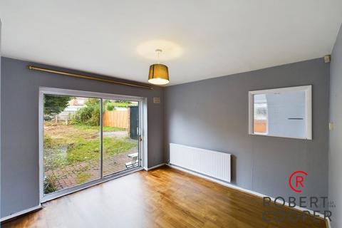 3 bedroom semi-detached house to rent, Primrose Gardens, South Ruislip, HA4