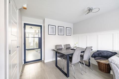 82 Bedivere Road, Crawley, RH11 0FY