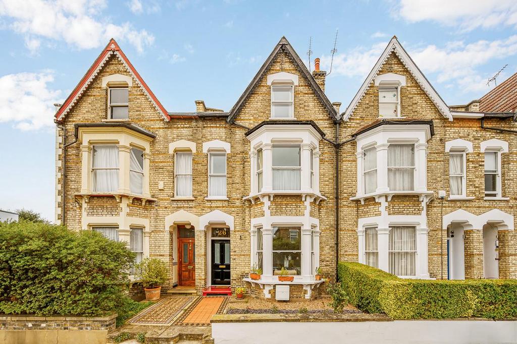 Heathfield Gardens, London, W4 5 bed house for sale £1,595,000