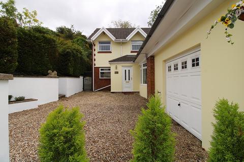 4 bedroom detached house for sale, Llantrisant, Pontyclun CF72