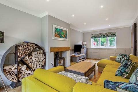 10 Priory Close, Shrewton, Salisbury, SP3 4LE