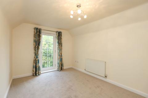 2 bedroom penthouse to rent, Old Pheasant Court, Chesterfield S40